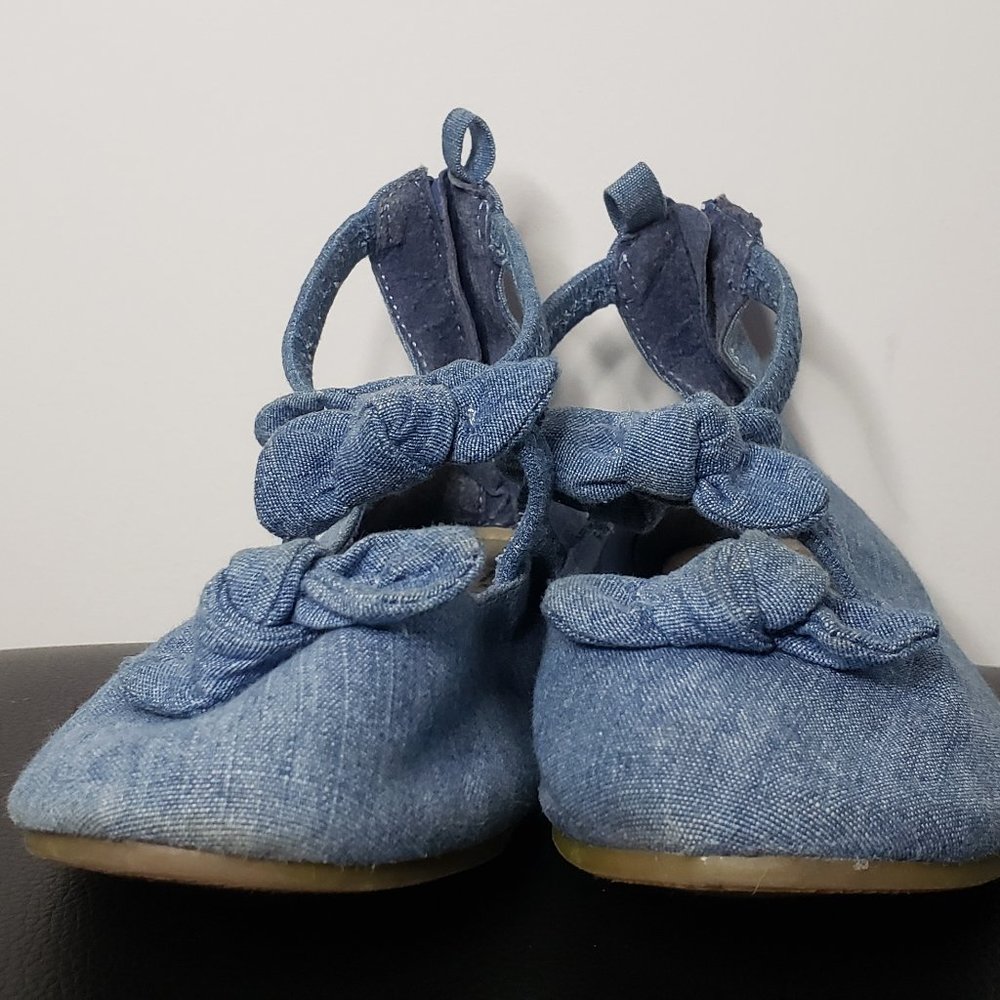 Gap jean strap shoes